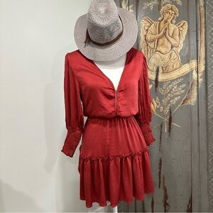 NEW WITH TAGS Shore Marseille Smocked Sleeve Dress Sienna Size Small